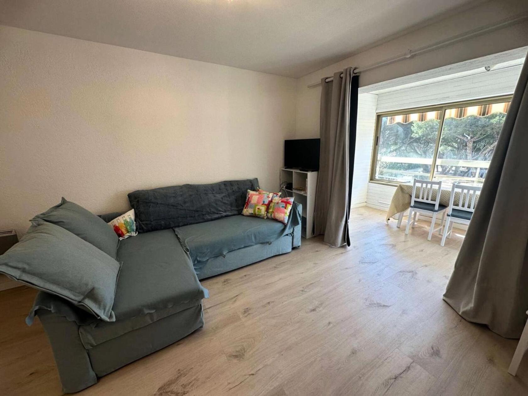 Residence Marines D'Aryana - Appartement Refait A Neuf 4 Couchages Proche Plage Dans Residence Avec Piscine Mae-8701 * Six-Fours-les-Plages